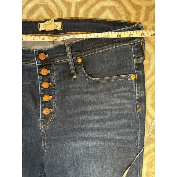 Madewell 9" Mid-Rise Skinny Jeans in Hayes Wash Button-Front‎ Edition size 33 - Picture 4 of 9